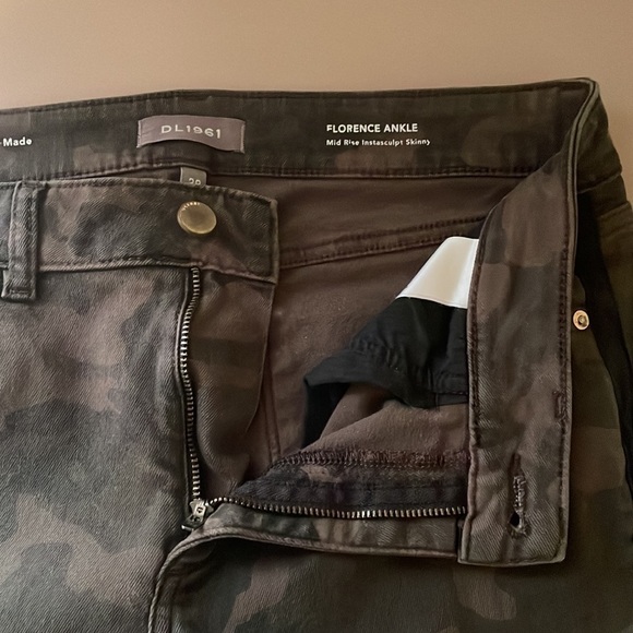 DL1961 Florence Ankle Skinny Jeans Mid Rise Instasculpt Camo Fort Green Size 29 - Picture 8 of 15